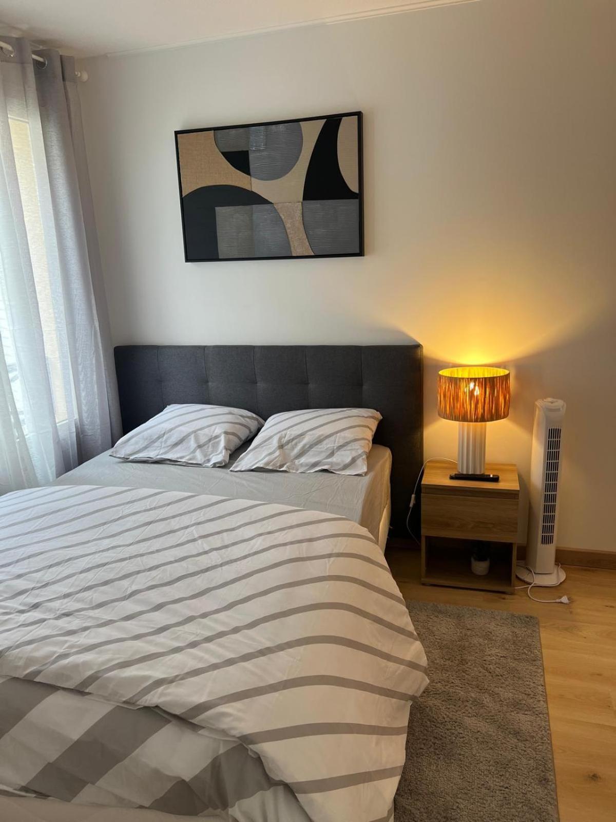 Champion Suites Сарсель Экстерьер фото