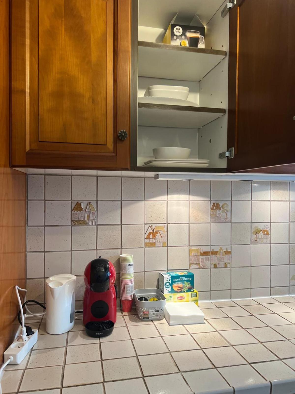 Champion Suites Сарсель Экстерьер фото